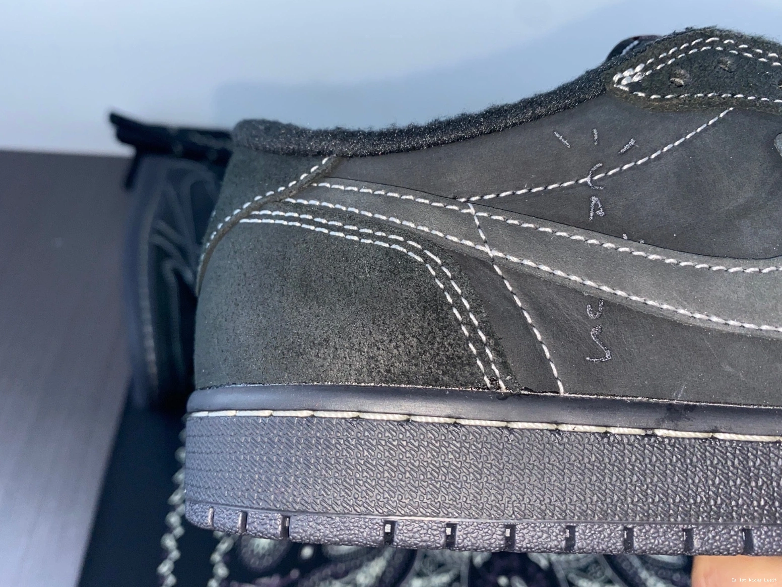 x ravis “Black  Air Phantom” Jordan Low 1 Scott DM7866-001 0921